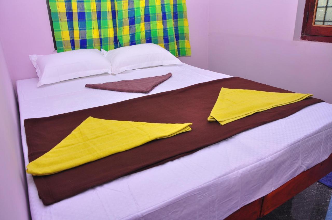 Royal Homestay New Hampi Exterior photo
